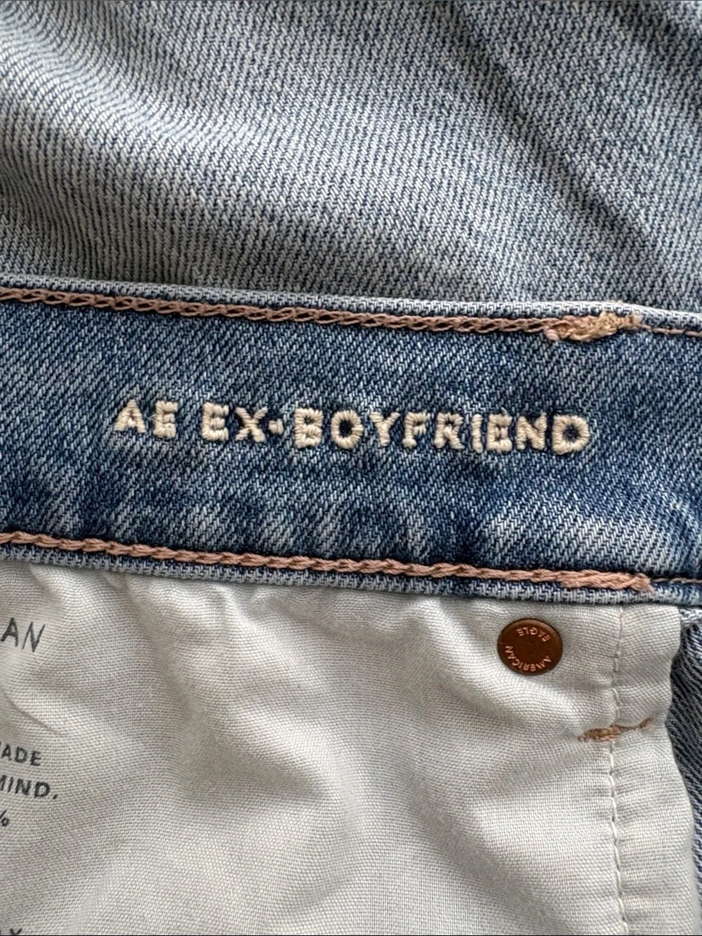 American Eagle Ex-Boyfriend Jeans Strigid Denim Size 12